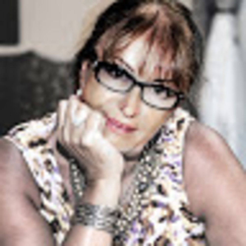 Meet your Posher, Zina